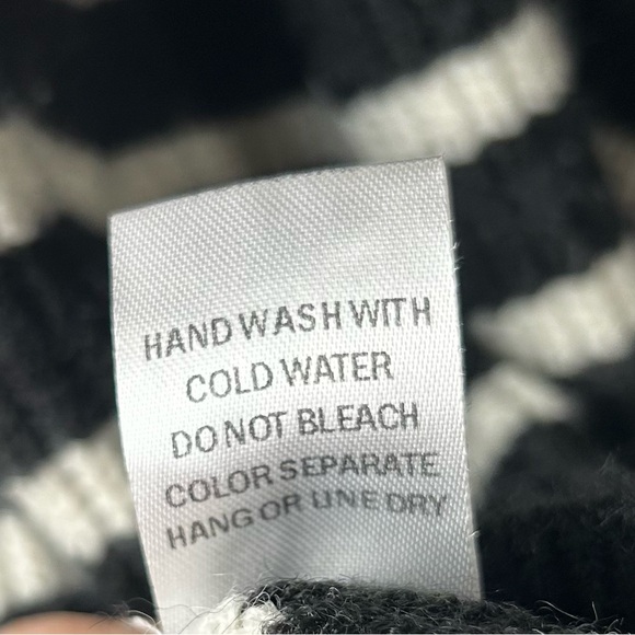 BiBi Sweater Vest Women’s L Black/White Striped Flower Patch‎ Cottagecore BOHO - Picture 14 of 16